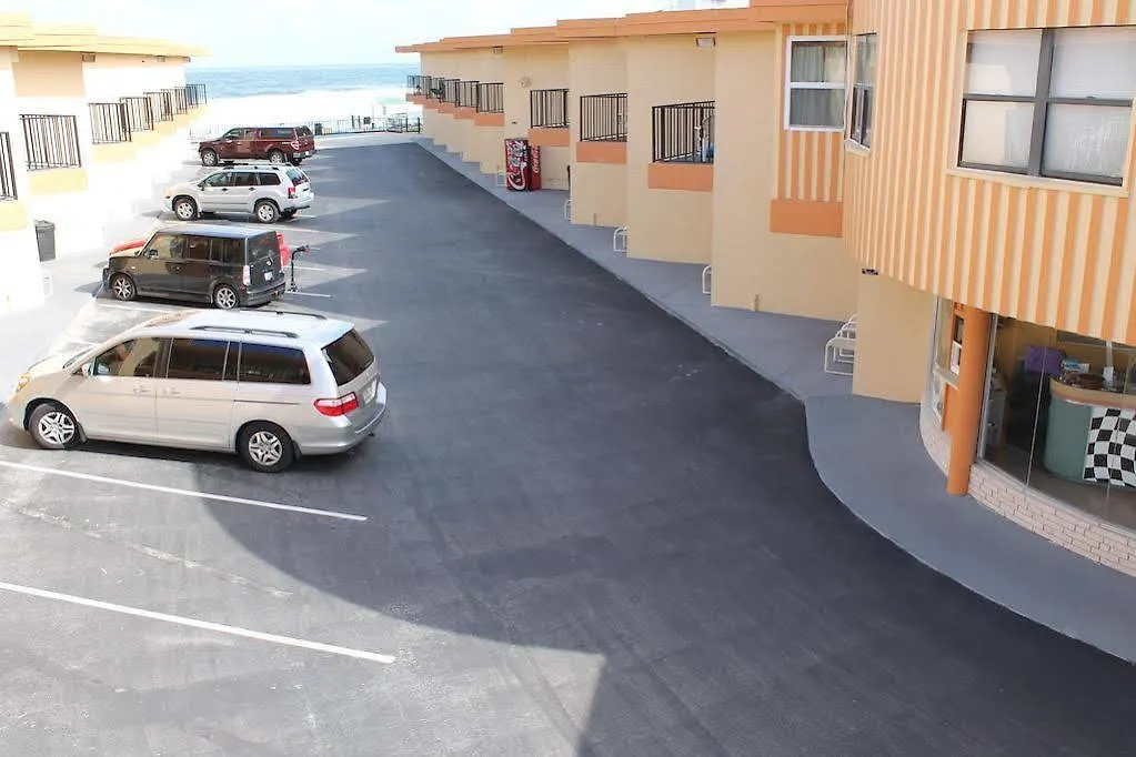 Grand Prix Motel Beach Front Daytona Beach 2*,